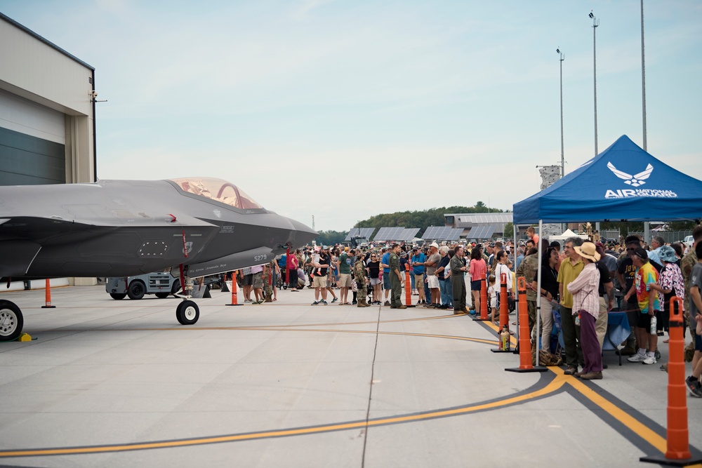 VTNG Welcomes Thousands to Open House
