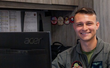 Marine Officer Leads Joint-Service Team of Hackers in an IT Competition
