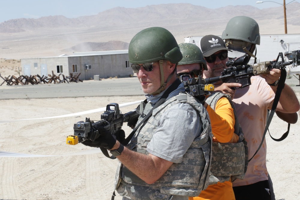 Distinguished visitors experience Army training during Immersion Box Tour
