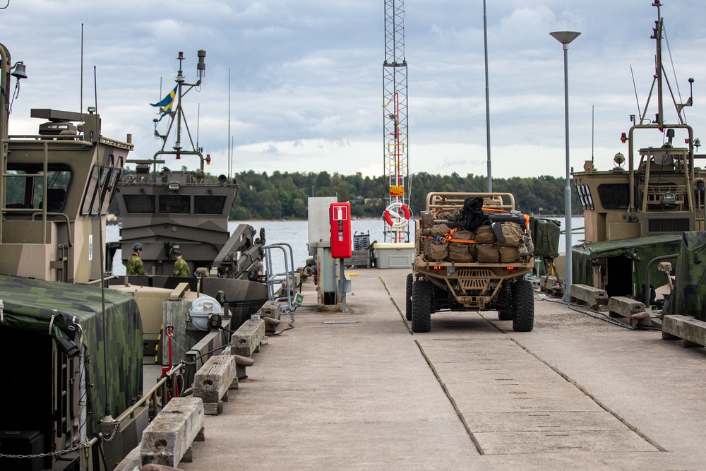 U.S. and Swedish Marines Gear Up for Field Exercise