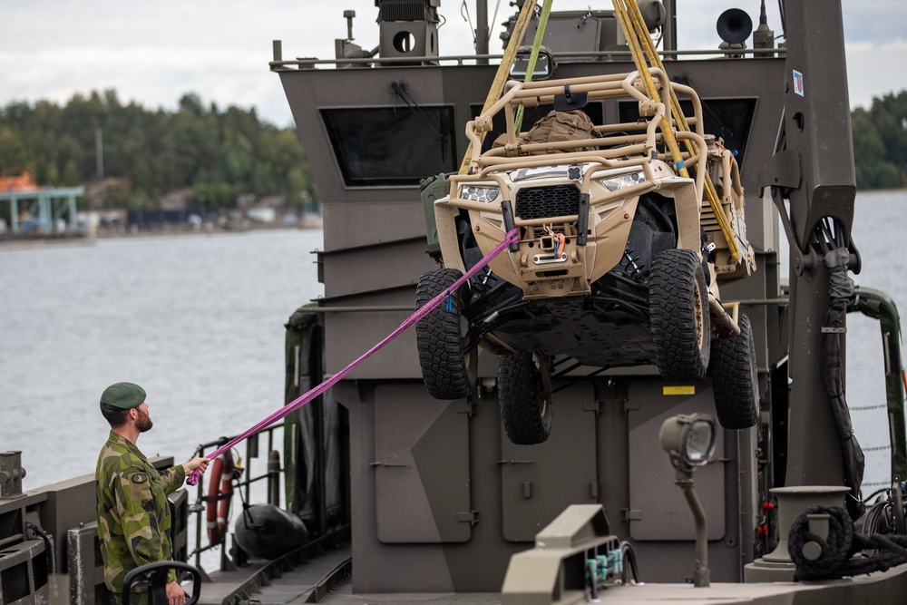 U.S. and Swedish Marines Gear Up for Field Exercise