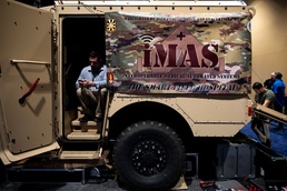 MRDC/USAMMDA showcases the latest in military health care technology at DOD's premier health technology and research symposium