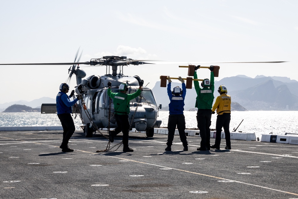 UNITAS 2022: Amphibious Operations Aboard USS Mesa Verde (LPD 19)