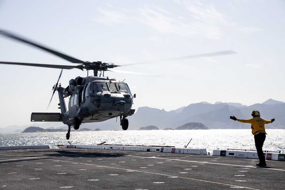 UNITAS 2022: Amphibious Operations Aboard USS Mesa Verde (LPD 19)