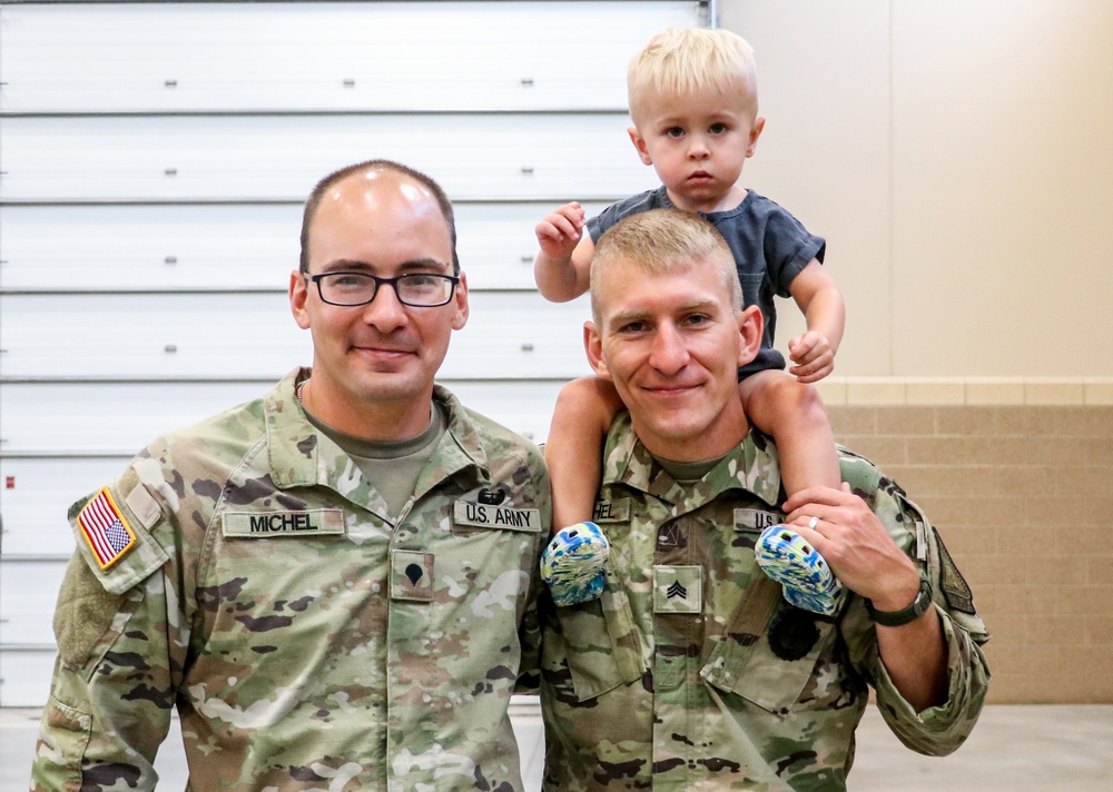 Soldiers, Airmen graduate Air Assault course at Camp Dodge