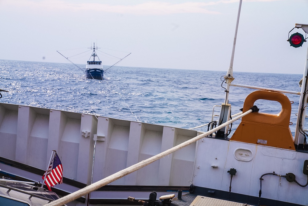 Coast Guard Cutter Stratton crew tows disabled vessel