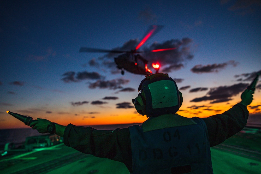 USS Paul Ignatius (DDG 117) Conducts Flight OPs with HSC 28