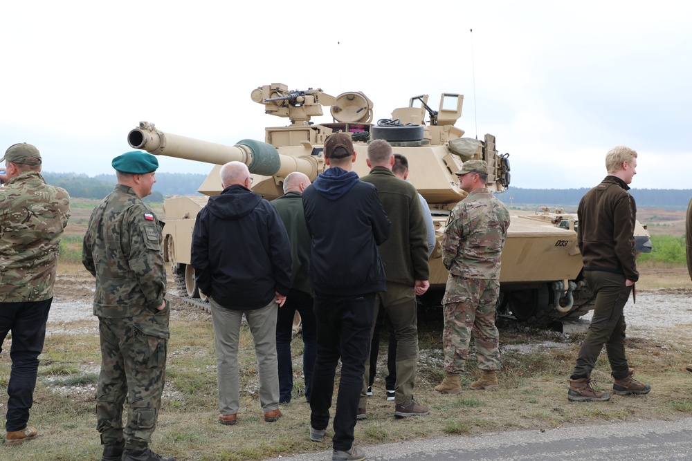 6-9 Cavalry Regiment Celebrates the Drawsko Pomorskie Forestry Service's 60th Anniversary