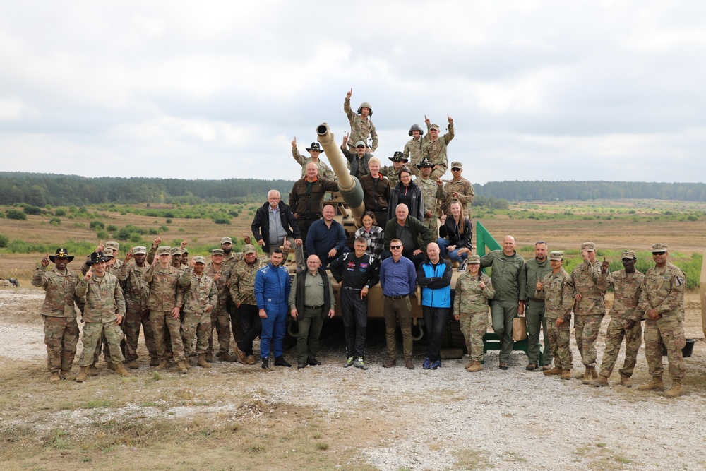 6-9 Cavalry Regiment Celebrates the Drawsko Pomorskie Forestry Service's 60th Anniversary