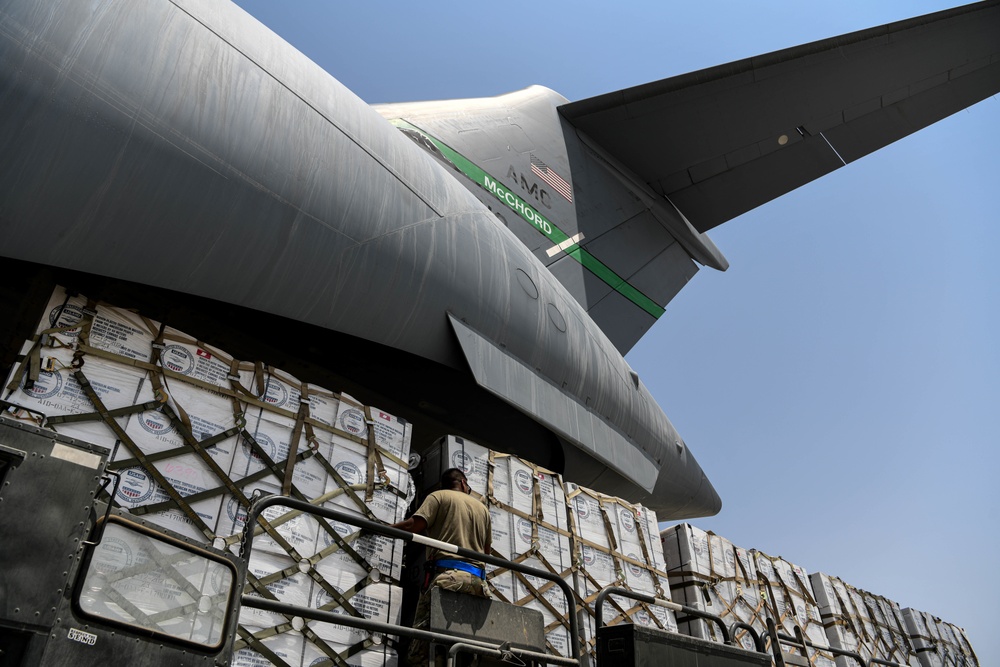 380th ELRS Airmen support USAID-led flood relief for Pakistan