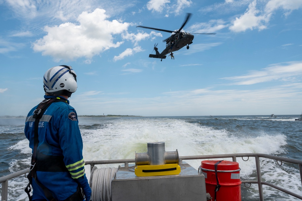 FBI conducts search and rescue training in Charleston Harbor