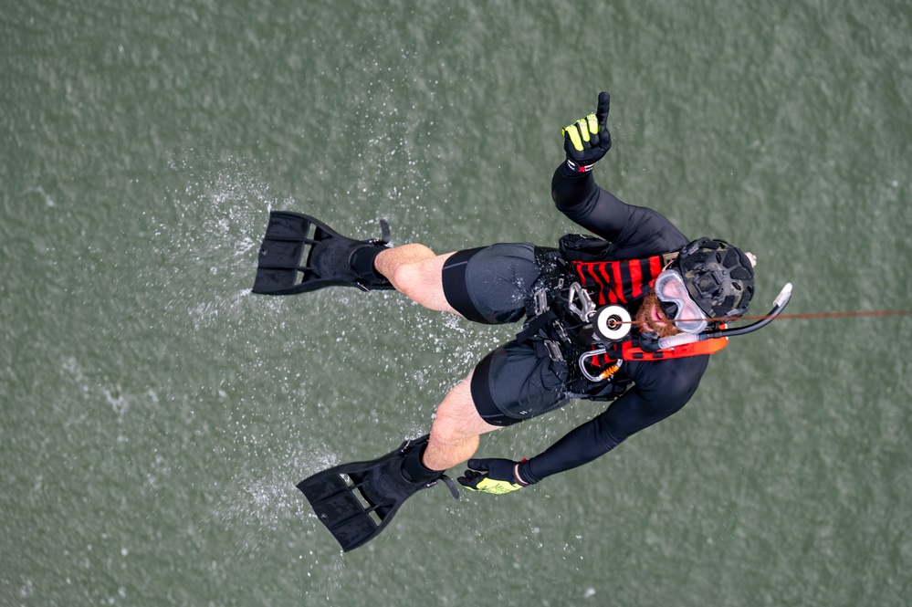 FBI conducts search and rescue training in Charleston Harbor