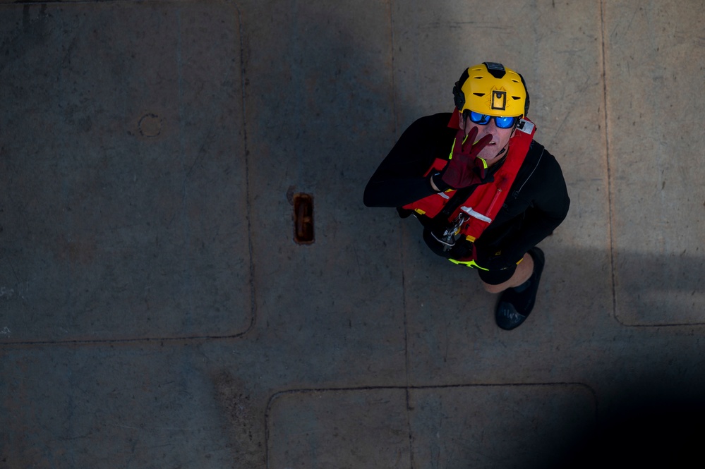 FBI conducts search and rescue training in Charleston Harbor