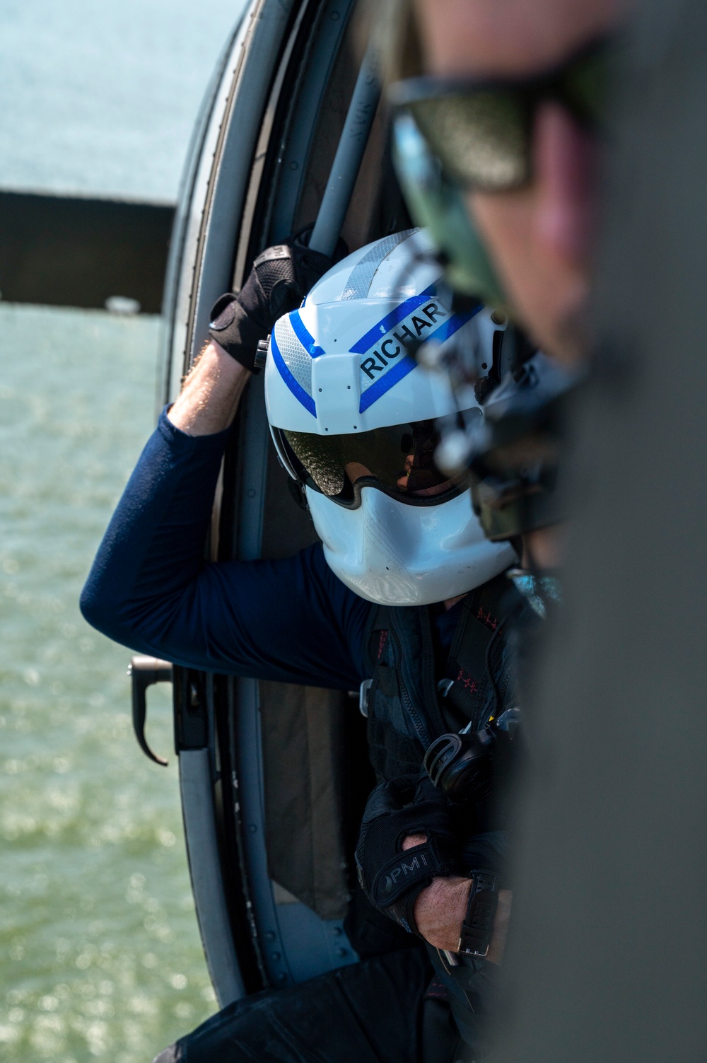 FBI conducts search and rescue training in Charleston Harbor