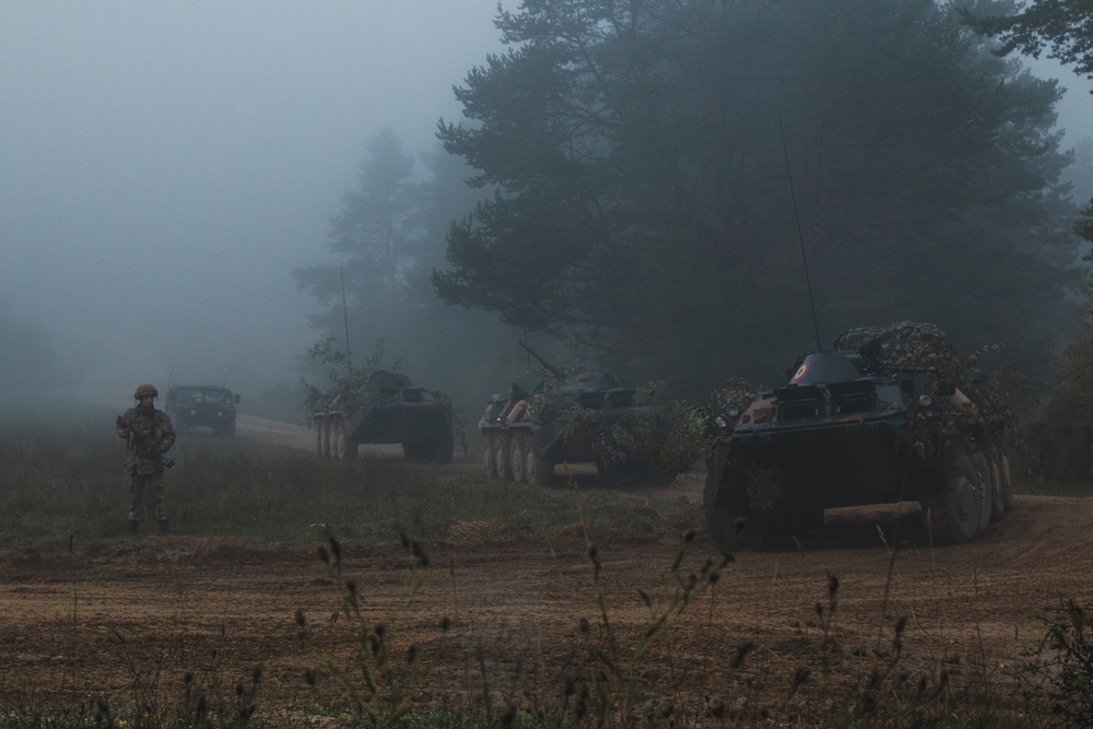 Romanian Soldiers Engage OpFor in Saber Junction 22