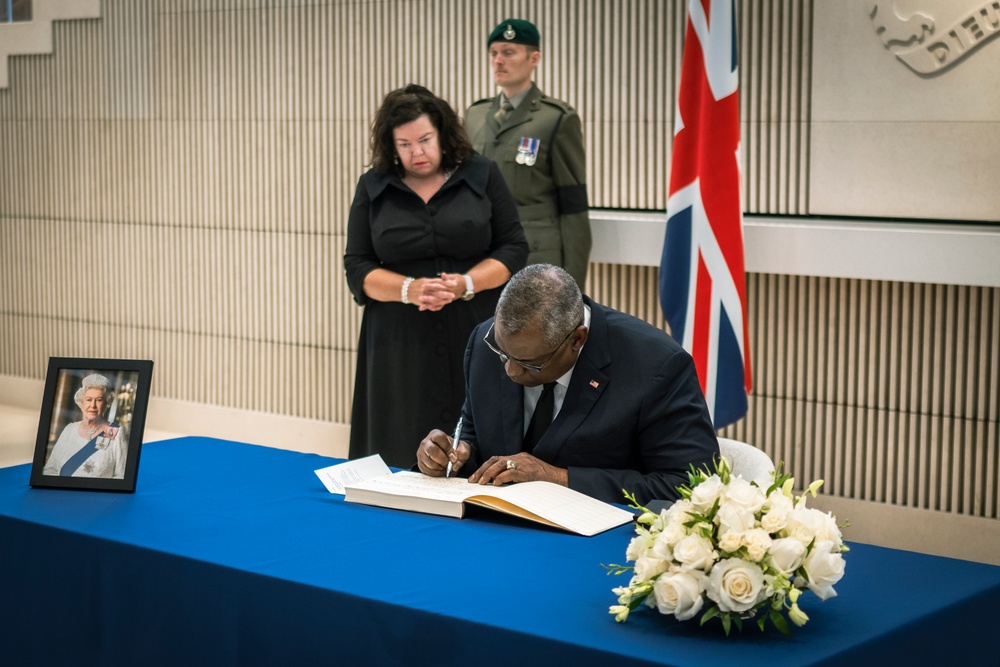 DVIDS - Images - SECDEF Signs Condolence Book for Queen Elizabeth II ...