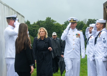 USS SOMERSET VISITS NAMESAKE TO HONOR 9/11