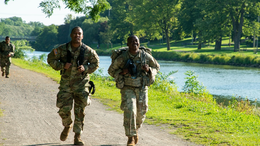 Soildiers compete in 53rd Troop Command Best Warrior