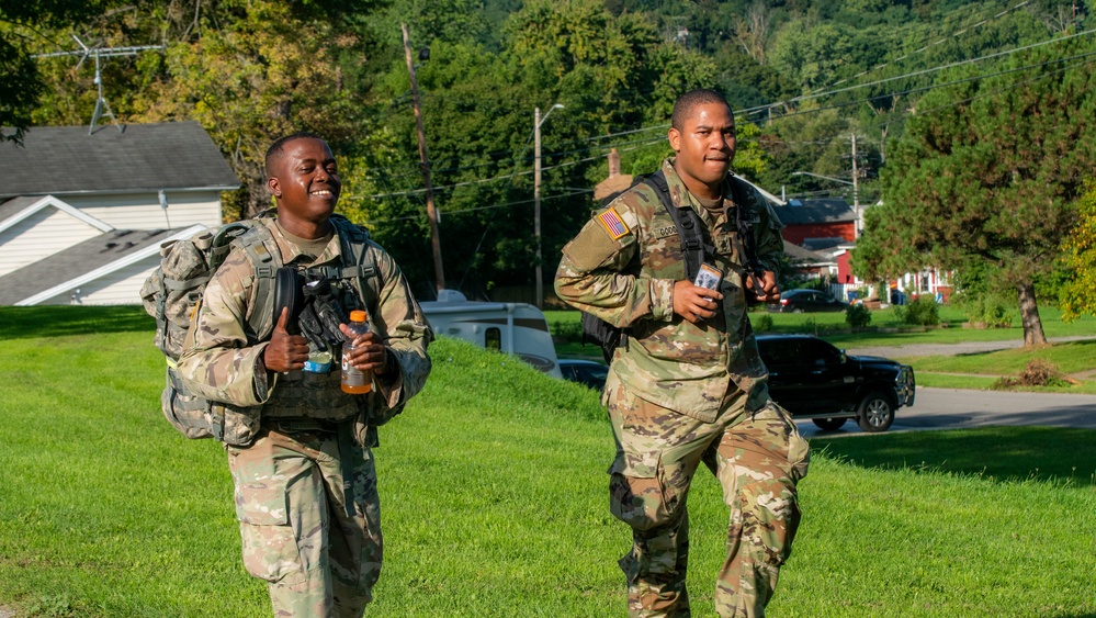 Soildiers compete in 53rd Troop Command Best Warrior