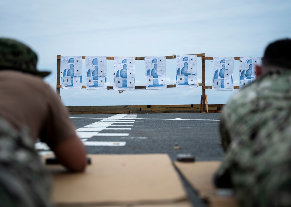 Sailors fire M4 rifle