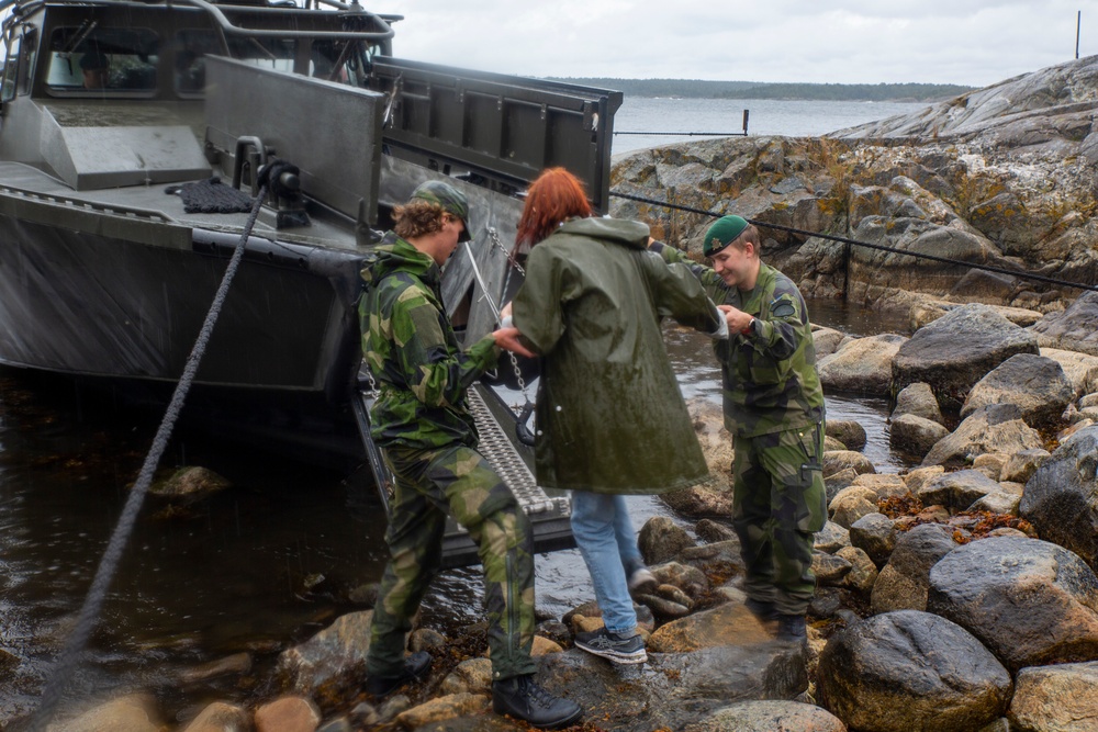 U.S. and Swedish Marines host Media Day