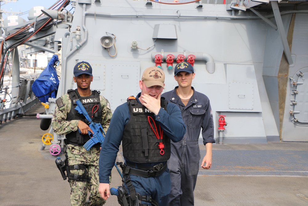 USS Paul Hamilton (DDG 60) Conducts Anti-Terrorism Drills