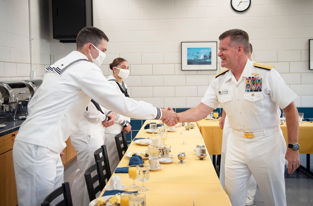 U.S. Pacific Fleet RTC Great Lakes Visit