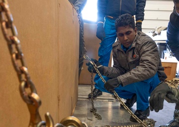 36 CRSS facilitates MTT between the Sri Lankan AF and the MTANG