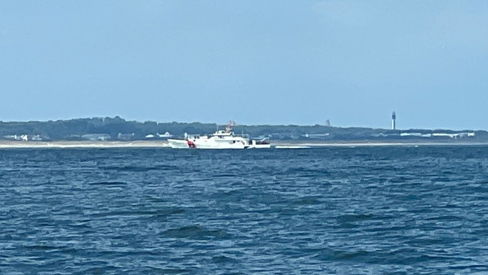 Coast Guard searching for overdue kayaker near Lynnhaven, Va.