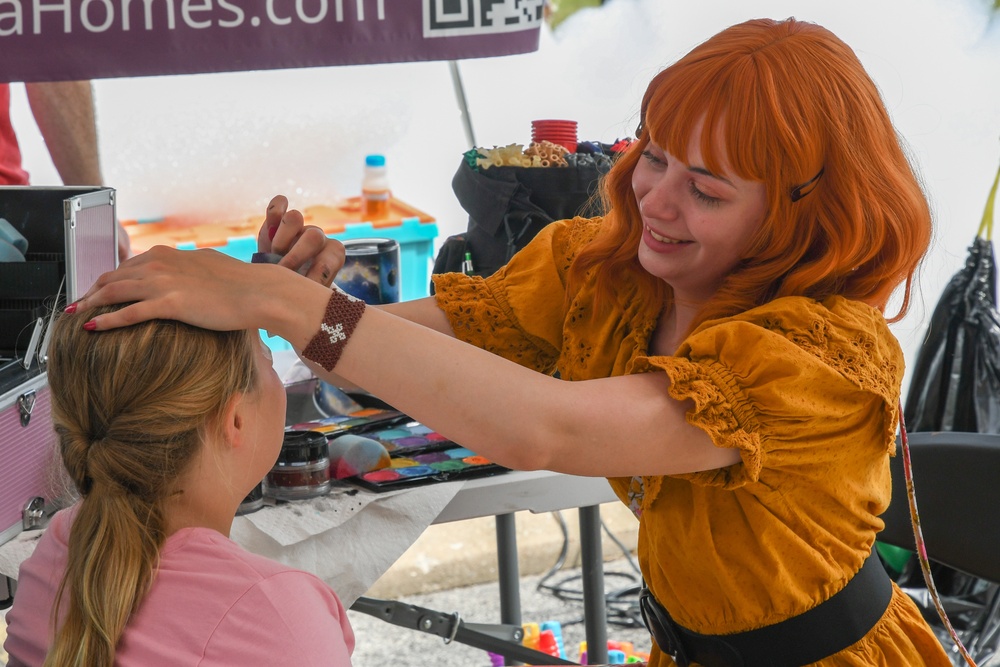 131st Bomb Wing hosts family day at Jefferson Barracks