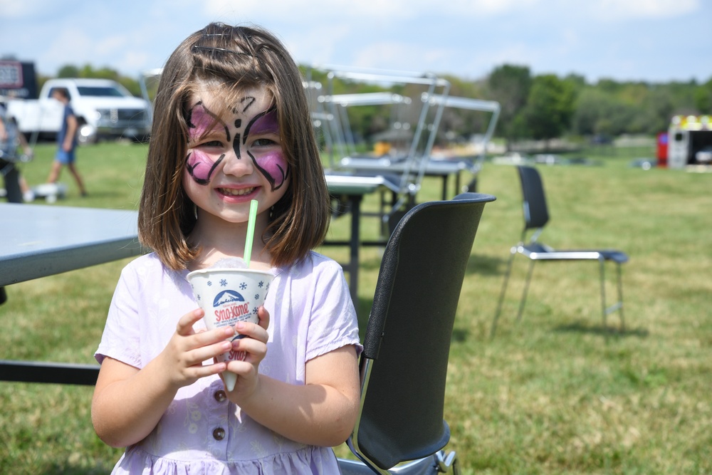 131st Bomb Wing hosts family day at Jefferson Barracks