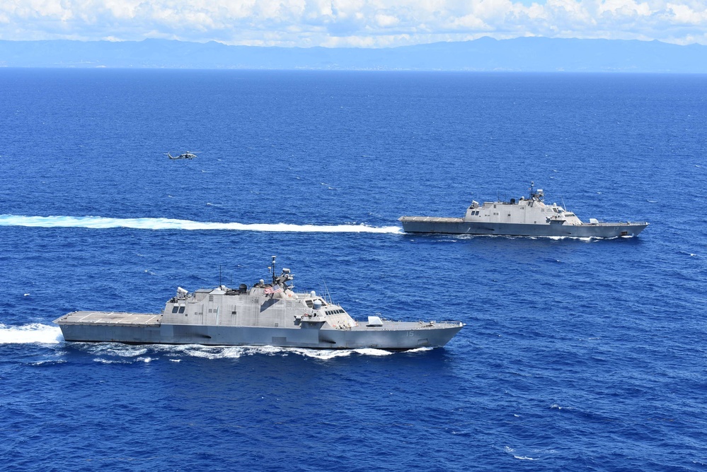 USS Billings and USS Wichita Participate in a Photo Exercise