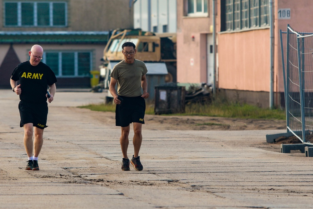 U.S. Army Soldiers Participate in 9/11 Commemoration Run