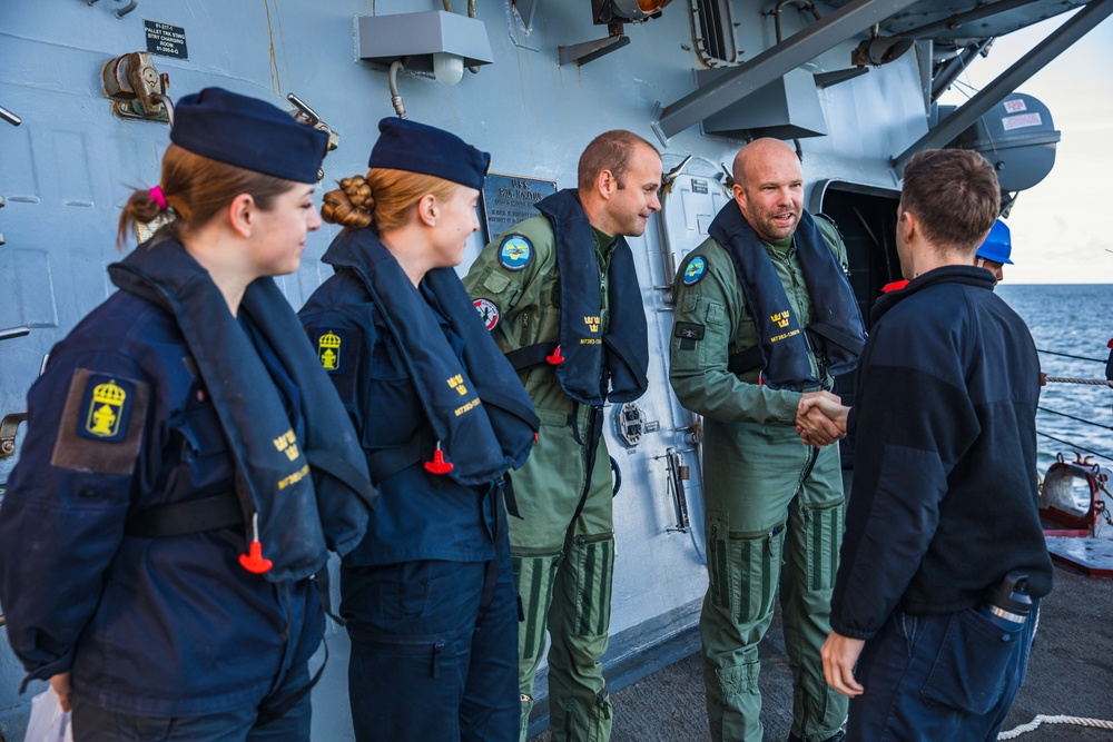 USS Paul Ignatius (DDG 117) PAXFER, Tour with Swedish Navy