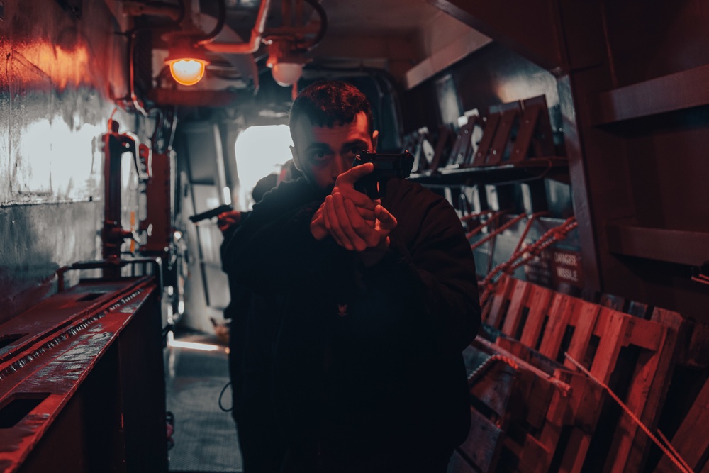 USS Paul Ignatius (DDG 117) Sailors Conduct SRF-B Training