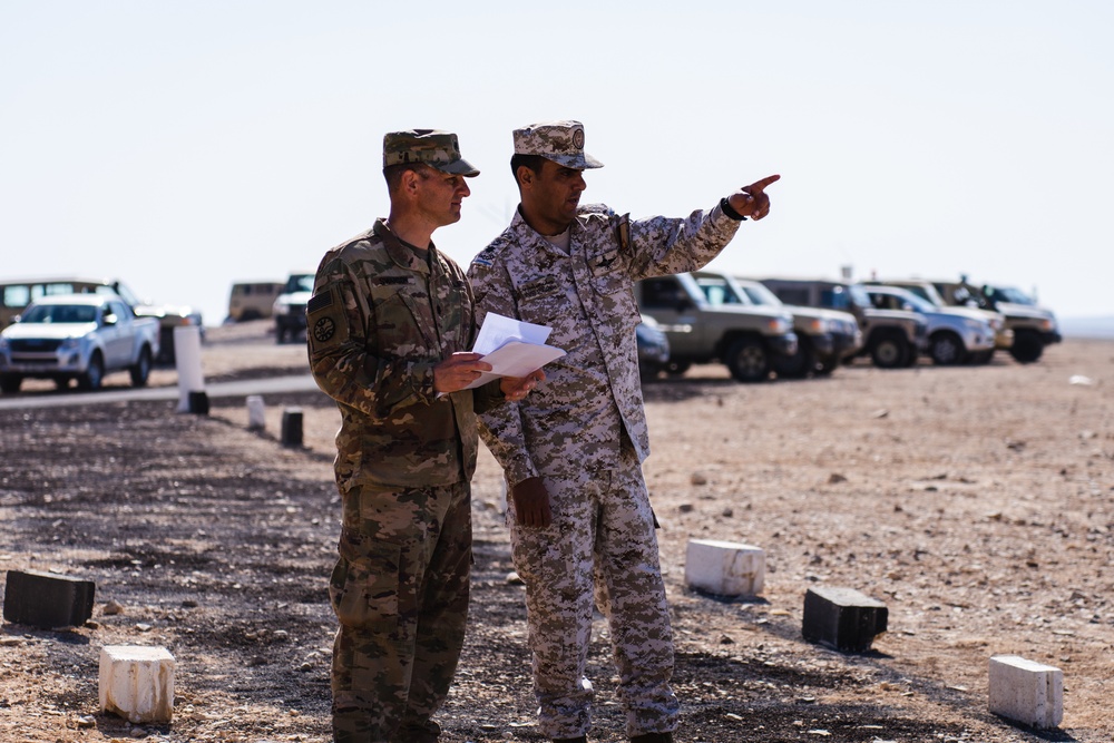 Jordanian and U.S. soldiers coordinate exercise rehearsal