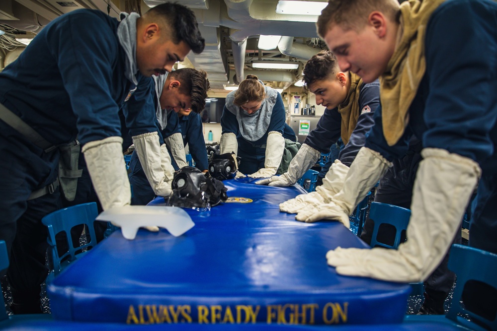USS Paul Ignatius (DDG 117) Conducts RAS with USNS William Mclean (T-AKE 12)