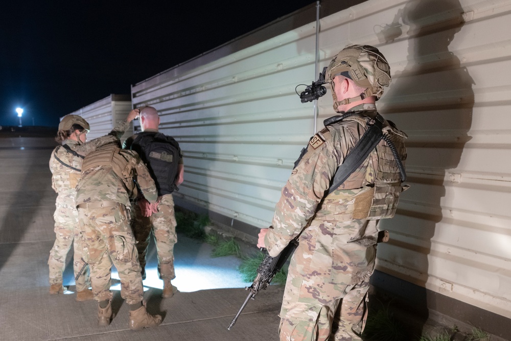 52nd SFS demonstrates nighttime readiness