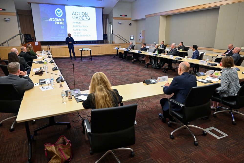 CSAF Browns speaks to APEX SES orientation program