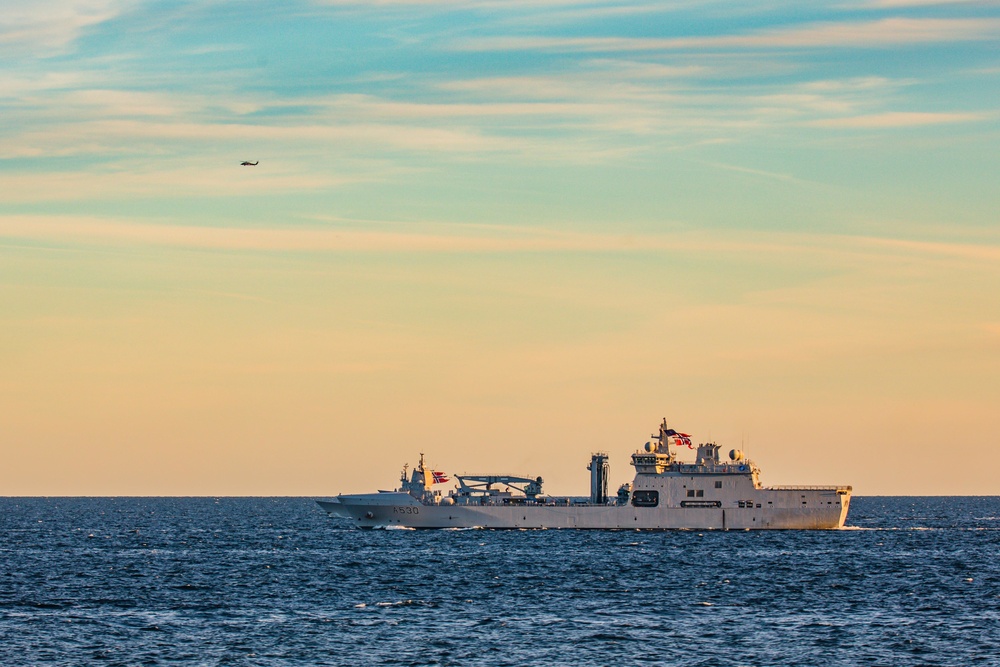 USS Paul Ignatius (DDG 117) Conducts Maneuvering Exercise with Partner and Allied Ships in Baltic Sea