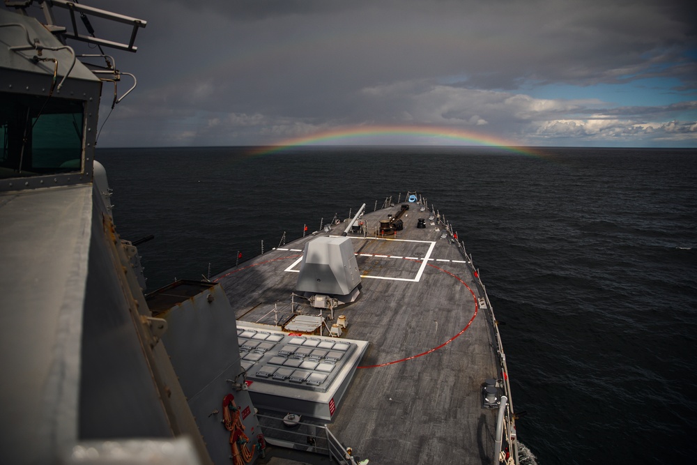 USS Paul Ignatius Sails Through the Baltic Sea