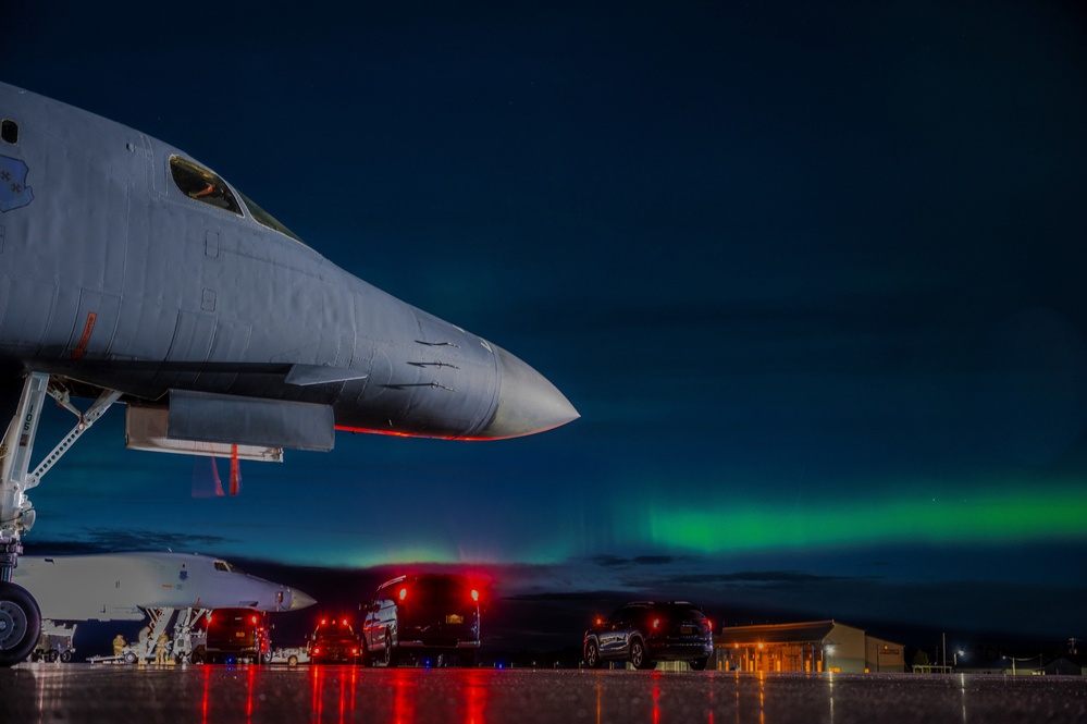 B-1s border the Arctic for Baked Alaskan; enhance ACE practices