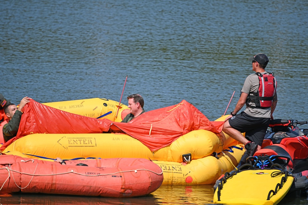 Fort Dix – 514 AMW Amphibious Lake Survival TAC 03B Training 9 Sept 2022