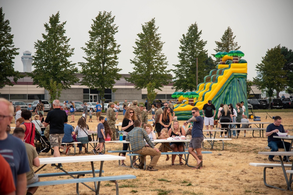 142nd Wing Celebrates “Family Day” at Portland Air National Guard Base