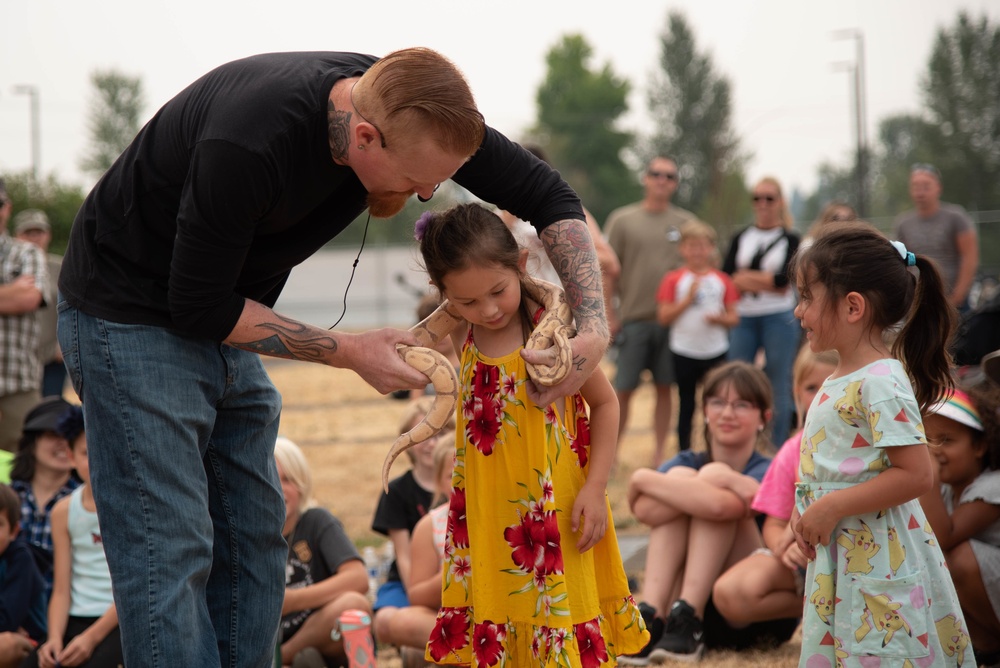 142nd Wing Celebrates “Family Day” at Portland Air National Guard Base