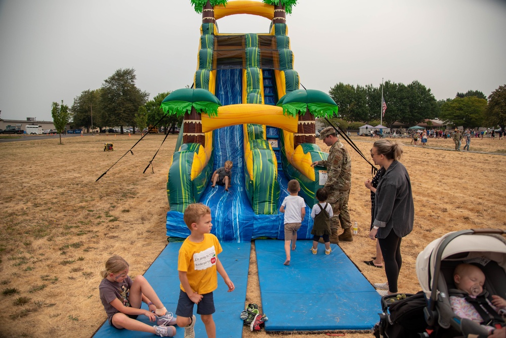 142nd Wing Celebrates “Family Day” at Portland Air National Guard Base