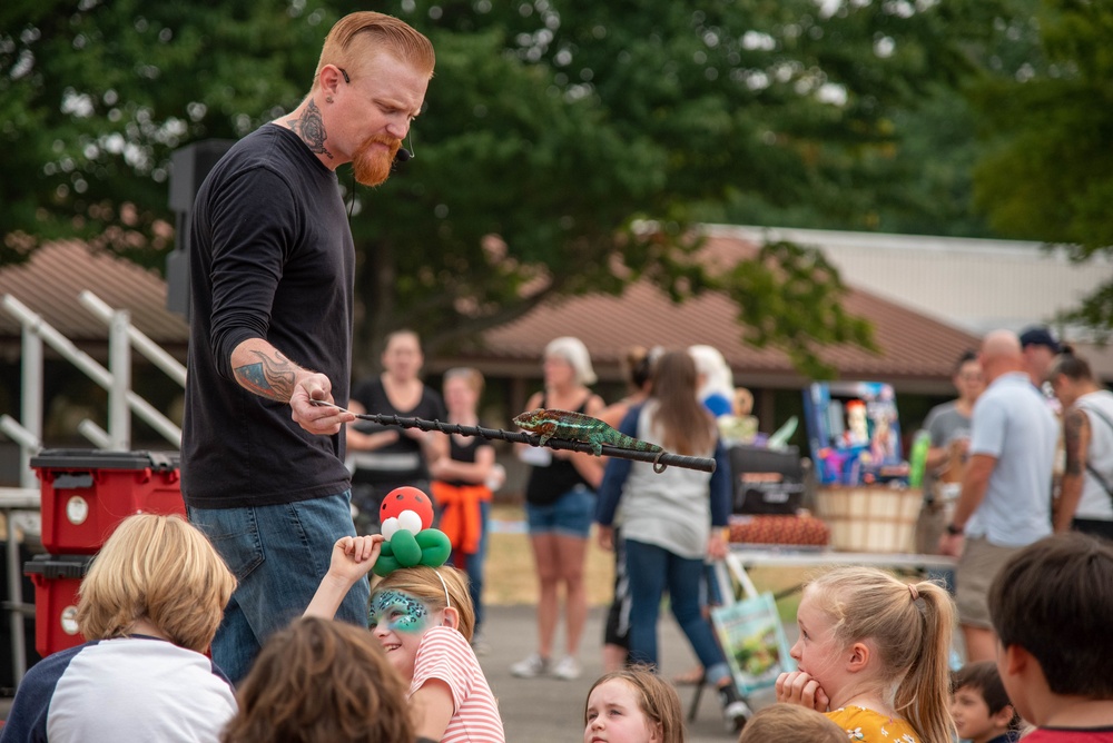 142nd Wing Celebrates “Family Day” at Portland Air National Guard Base