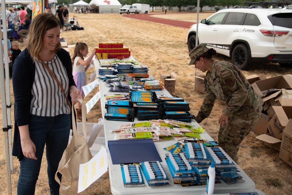 142nd Wing Celebrates “Family Day” at Portland Air National Guard Base