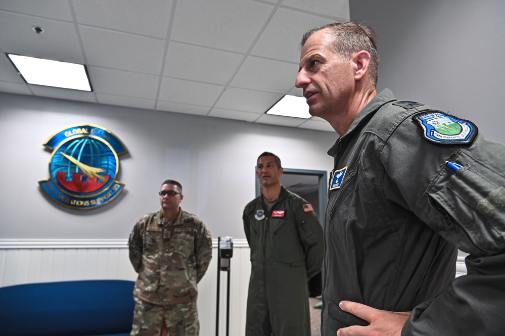 18th AF commander visits Joint Base MDL