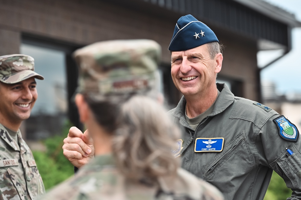 18th AF commander visits Joint Base MDL